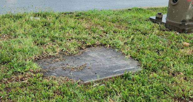 concrete-pad-on-the-median-by-me