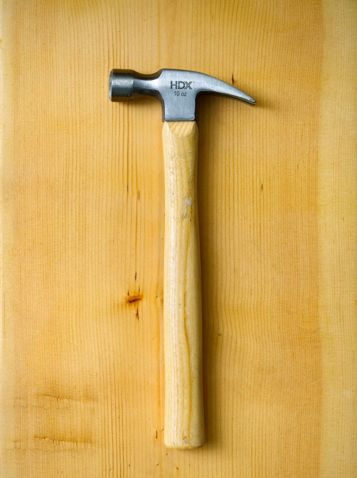 A Hammer by Rigby40 on Pixabay